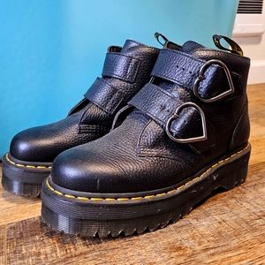 Dr.Martens Devon Heart